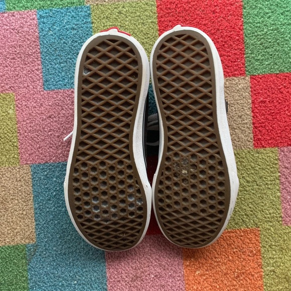 Classic Black and White VANS - Picture 7 of 8